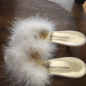 Jacques Levine Cream Fluffy Women's Slippers